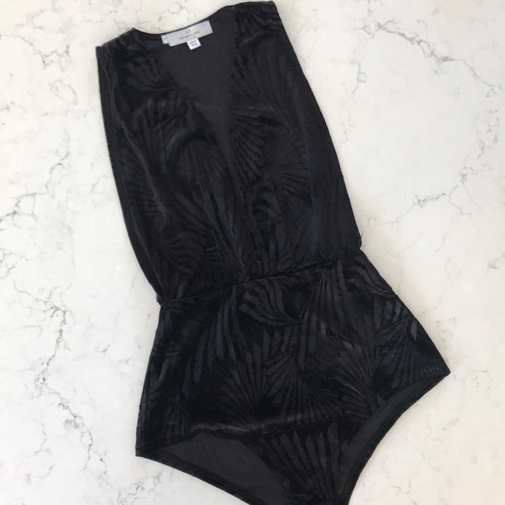 Romper/body suit
